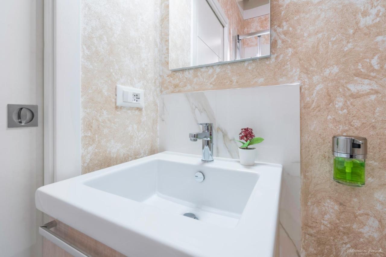 Wine Apartments Florence Barolo Экстерьер фото