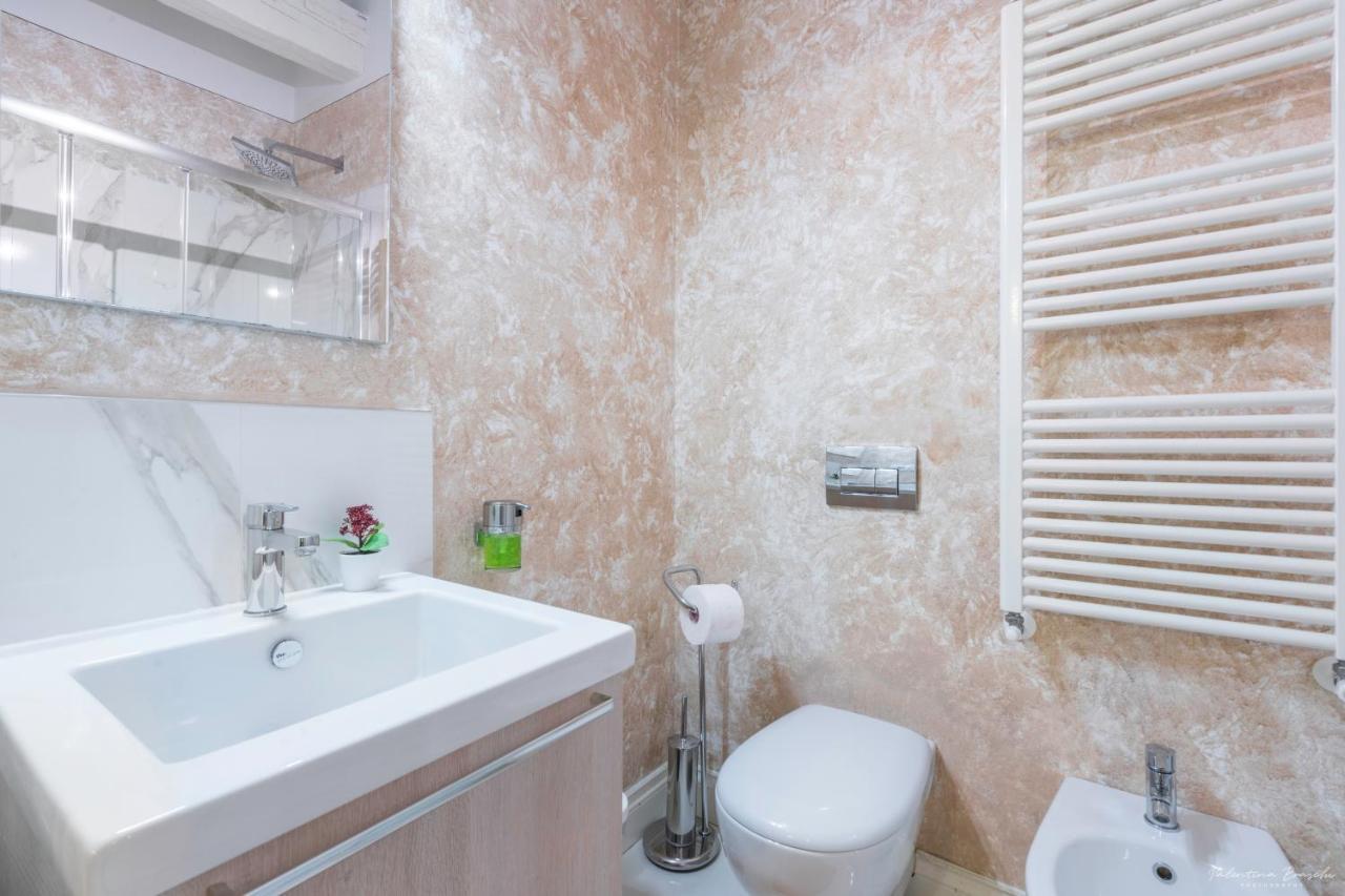 Wine Apartments Florence Barolo Экстерьер фото